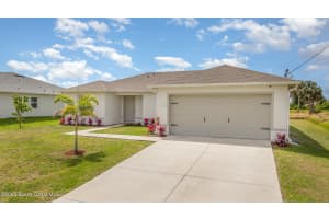 270 Ferguson Street, Palm Bay, FL 32909 Sold 09/09/25