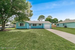 2135 18th Avenue, Vero Beach, FL 32962 Sold 07/10/25