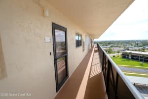 520 Palm Springs Boulevard, Indian Harbour Beach, FL 32937 Sold 03/31/26