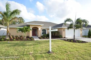 1204 Captiva Island Circle, Palm Bay, FL 32908 - MLS#1044348