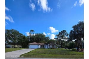 400 Koutnik Road, Palm Bay, FL 32909 - MLS#1044532