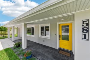 581 Hillside Court, Melbourne, FL 32935 - MLS#1044634