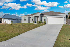 1401 Wyoming Drive, Palm Bay, FL 32909 - MLS#1044635