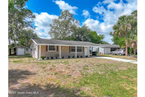 119 Landover Drive, Sebastian, FL 32958 Sold 07/10/25