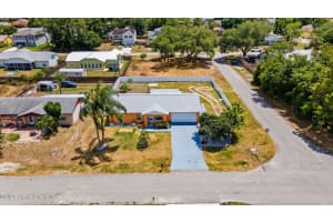 502 Black Horse Street, Palm Bay, FL 32909 - MLS#1045196