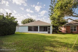 1110 8th Place, Vero Beach, FL 32960 - MLS#1045301