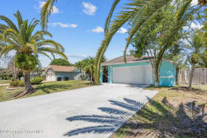 619 Dinner Street, Palm Bay, FL 32907 Sold 08/21/25