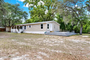 107 Riverside Trail, Satsuma, FL 32189 - MLS#1045322