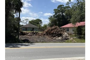 1355 20th Avenue, Vero Beach, FL 32962 Sold 06/13/25