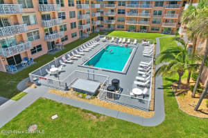 10 Sunflower Street, Cocoa Beach, FL 32931 Sold 12/02/25