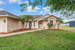 7785 100th Avenue, Vero Beach, FL 32967 Sold 08/12/25