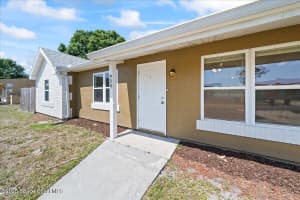 950 Hooper Avenue, Palm Bay, FL 32905 - MLS#1045657