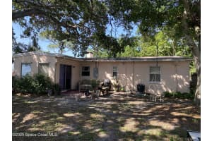 701 Lund Circle, Melbourne, FL 32901 - MLS#1046501