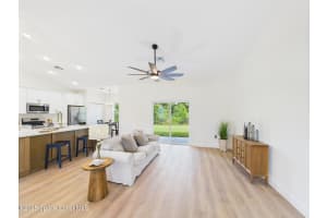 8126 97th Avenue, Vero Beach, FL 32967 Sold 08/04/25