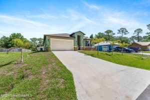 563 Holmes Avenue, Palm Bay, FL 32907 Sold 07/17/25