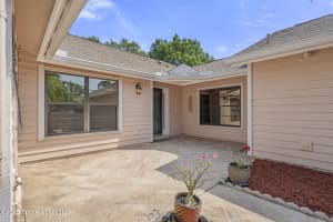 810 Ridge Lake Drive, Melbourne, FL 32940 - MLS#1047056