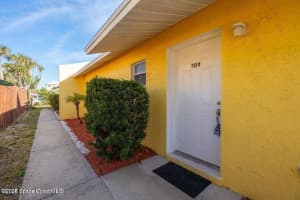 304 Arthur Avenue, Cocoa Beach, FL 32931 - MLS#1047306