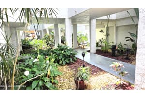 5055 Old Dixie Highway, Palm Bay, FL 32905 - MLS#1047784