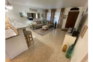 286 Orlando Avenue, Cocoa Beach, FL 32931 - MLS#1048198