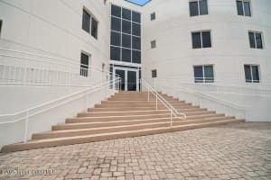 601 Miramar Avenue, Indialantic, FL 32903 Sold 07/31/25