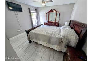 872 Ravenswood Street, Palm Bay, FL 32909 - MLS#1048414