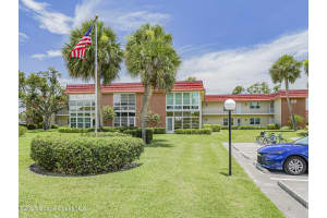 26 Pine Arbor Lane, Vero Beach, FL 32962 - MLS#1048891