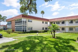 61 Woodland Drive, Vero Beach, FL 32962 Sold 10/06/25