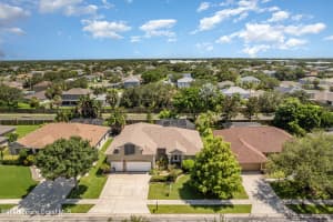 2423 Woodfield Circle, Melbourne, FL 32904 Sold 09/30/25