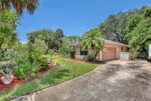 698 Awin Court, Palm Bay, FL 32909 - MLS#1049068