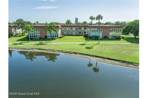 76 Royal Oak Drive, Vero Beach, FL 32962 - MLS#1049103