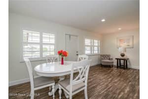 76 Royal Oak Drive, Vero Beach, FL 32962 - MLS#1049103