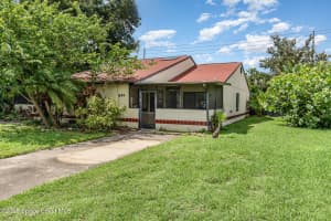 694 Golden Sunshine Circle, Orlando, Fl 32807, Orlando