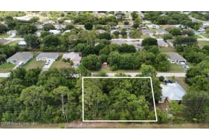 8615/8585 104th Court, Vero Beach, FL 32967 Sold 07/24/25