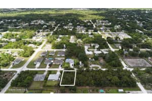 9055 103 Avenue, Vero Beach, FL 32967 Sold 07/23/25