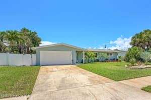 215 Robert Way, Satellite Beach, FL 32937 - MLS#1050043