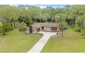 2880 Long Lake Drive, Titusville, FL 32780 - MLS#1050348