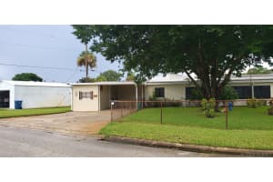 271 Bali Street, Palm Bay, FL 32909 - MLS#1050812