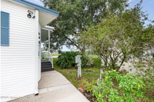 584 Lake Drive, Titusville, FL 32780 - MLS#1050948
