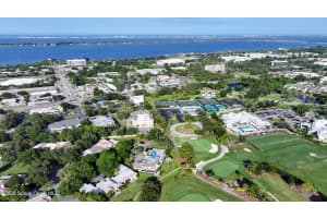 246 Country Club Drive, Melbourne, FL 32940 Sold 08/14/25