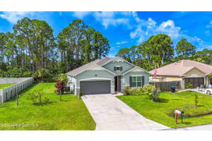 416 Ladyslipper Street, Palm Bay, FL 32908 - MLS#1051300