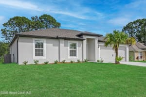 962 Caligula Avenue, Palm Bay, FL 32909 - MLS#1051433