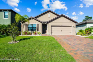 820 Old Country Road, Palm Bay, FL 32909 Sold 12/01/25