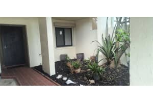 1611 Minutemen Causeway, Cocoa Beach, FL 32931 - MLS#1051602