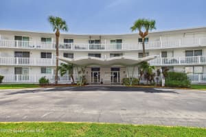 3190 Atlantic Avenue, Cocoa Beach, FL 32931 - MLS#1051610