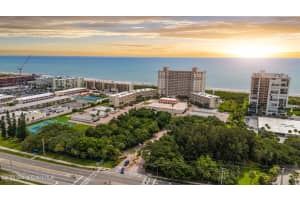 820 Atlantic Avenue, Cocoa Beach, FL 32931 - MLS#1051791