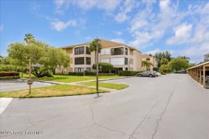 6165 Mirror Lake Drive, Sebastian, FL 32958 - MLS#1051799