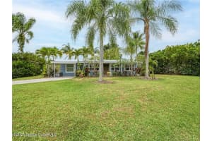 1590 4th Avenue, Vero Beach, FL 32960 - MLS#1051886