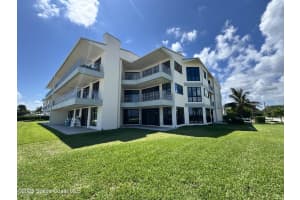 700 Wavecrest Avenue, Indialantic, FL 32903 Sold 11/25/25