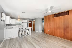 189 Oak Avenue, Cocoa Beach, FL 32931 - MLS#1052072