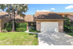 11898 Donlin Drive, Wellington, FL 33414 Sold 10/10/25